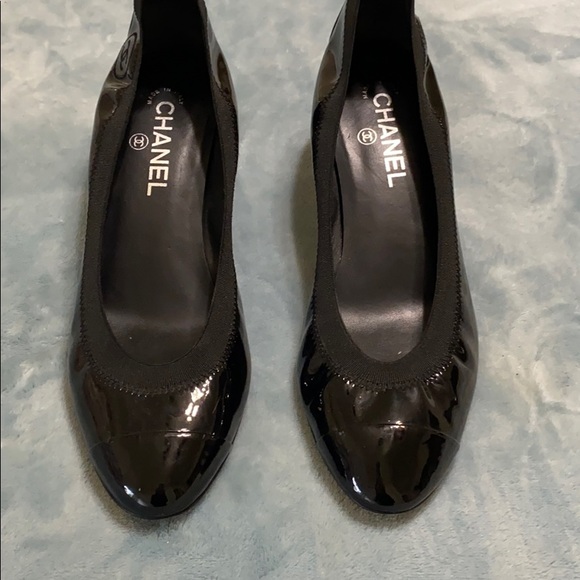 CHANEL Shoes - Chanel black patent leather heels